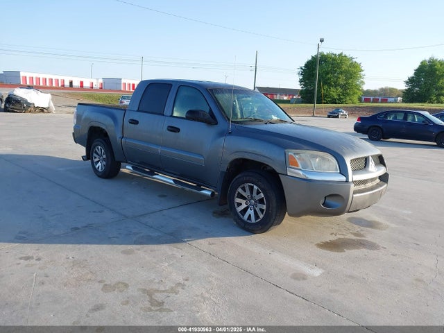 2007 MITSUBISHI RAIDER LS