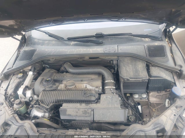 2016 Volvo V60, VIN: YV4612HKXG1012957
