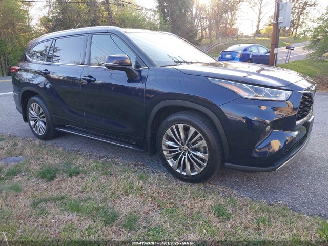 2020 TOYOTA HIGHLANDER PLATINUM