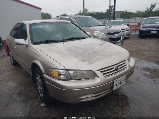 1998 TOYOTA CAMRY LE