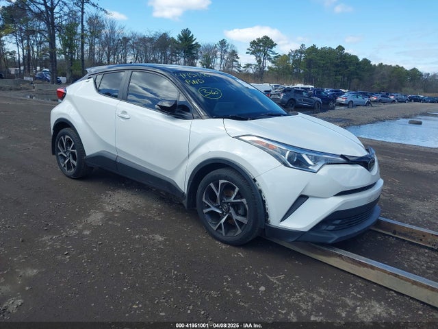 2019 TOYOTA C-HR XLE