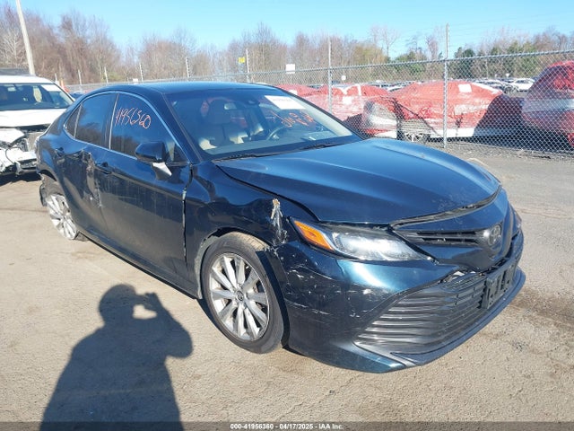2018 TOYOTA CAMRY LE