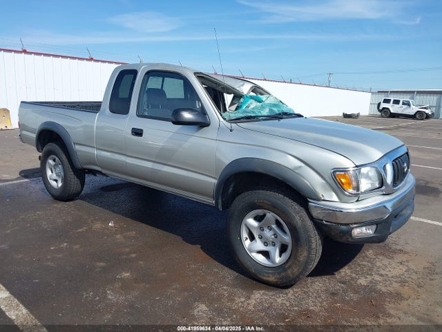 2004 TOYOTA TACOMA 