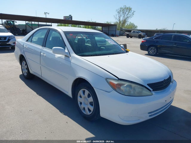 2002 TOYOTA CAMRY LE