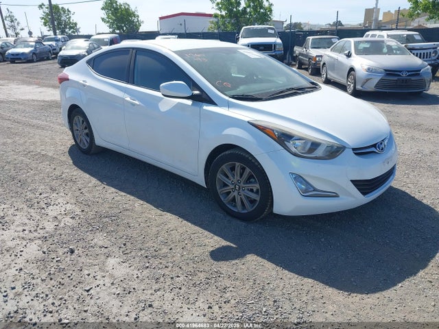 2015 HYUNDAI ELANTRA SE