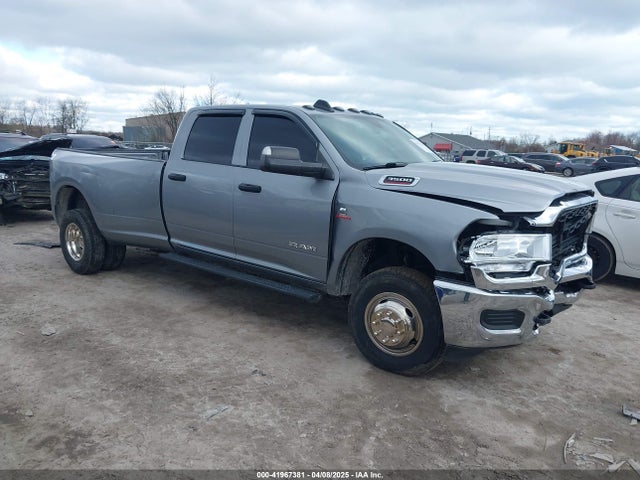2022 RAM 3500 TRADESMAN  4X4 8' BOX