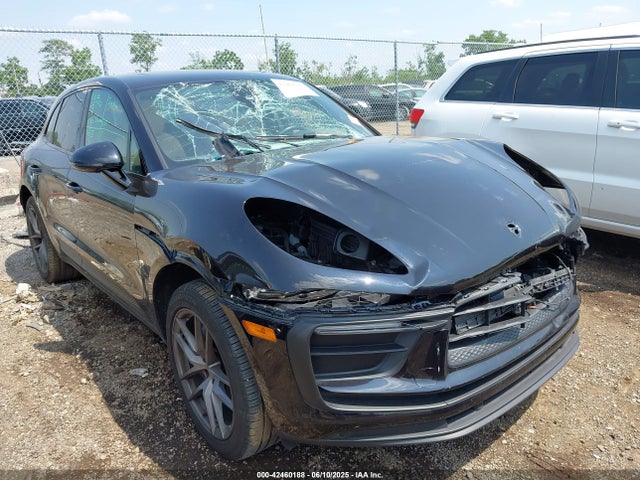 2023 PORSCHE MACAN T