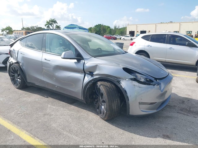 2024 TESLA MODEL Y PERFORMANCE DUAL MOTOR ALL-WHEEL DRIVE