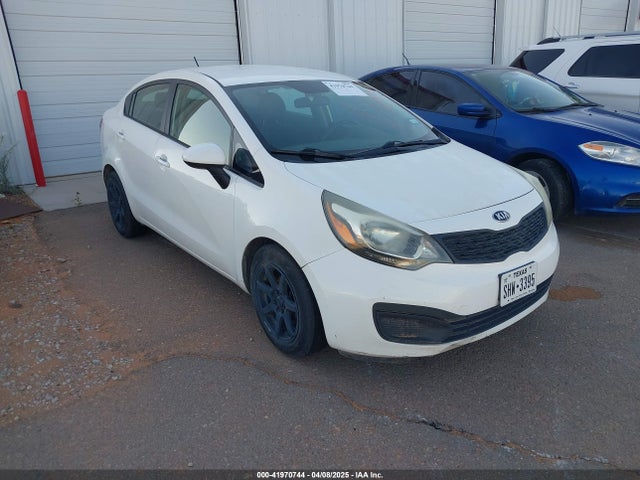 2015 KIA RIO LX