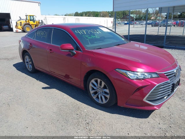 2019 TOYOTA AVALON XLE