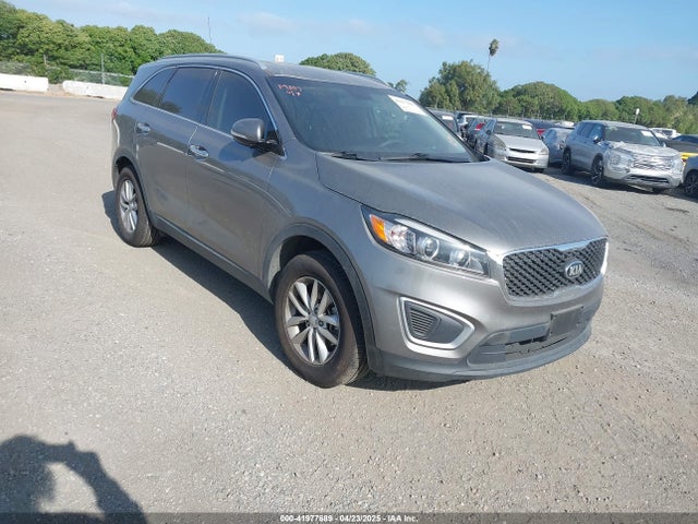 2017 KIA SORENTO 2.4L LX
