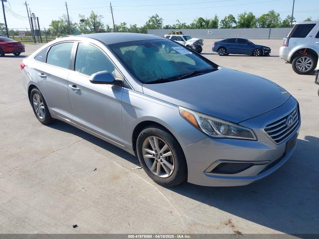 2016 HYUNDAI SONATA SE