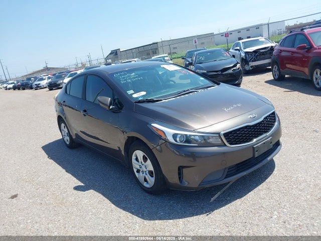 2017 KIA FORTE LX