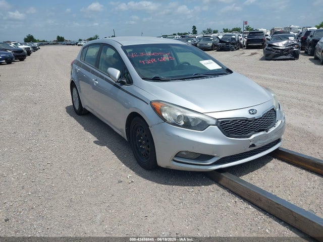 2016 KIA FORTE LX