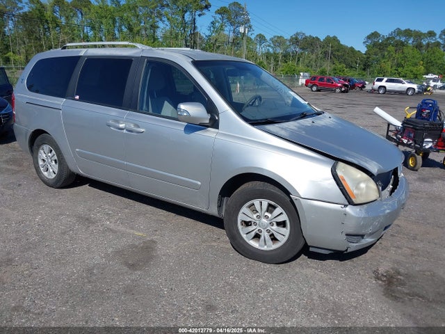 2012 KIA SEDONA LX