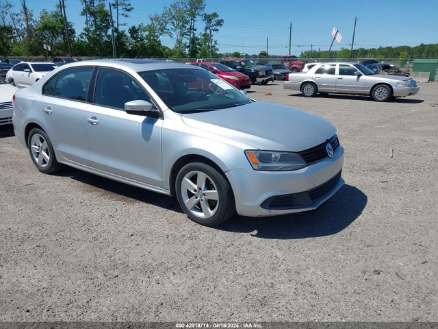 2012 VOLKSWAGEN JETTA 2.0L TDI