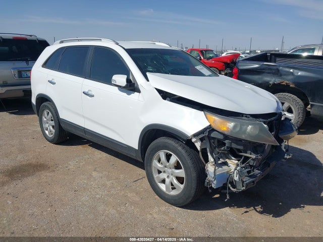 2011 KIA SORENTO LX