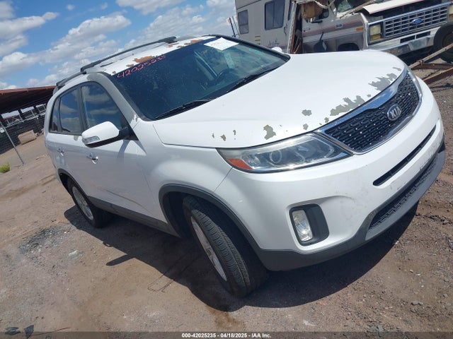 2014 KIA SORENTO LX