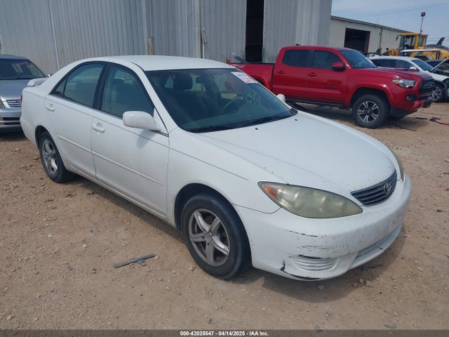 2005 TOYOTA CAMRY LE