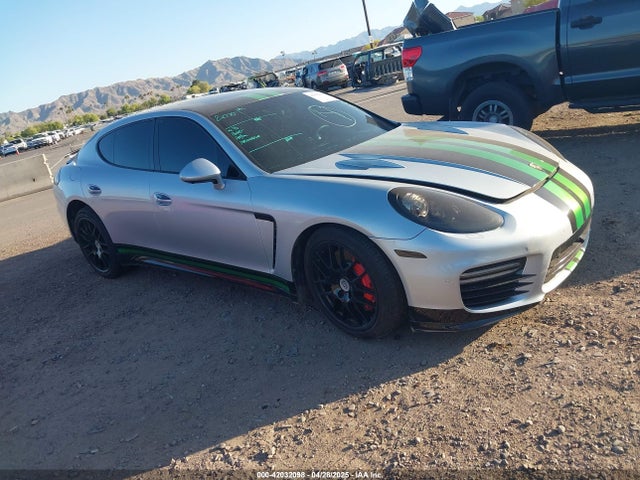 2014 PORSCHE PANAMERA GTS