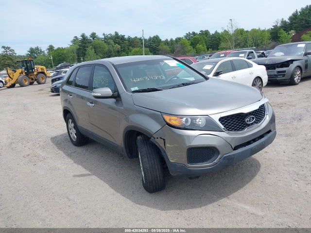 2011 KIA SORENTO LX