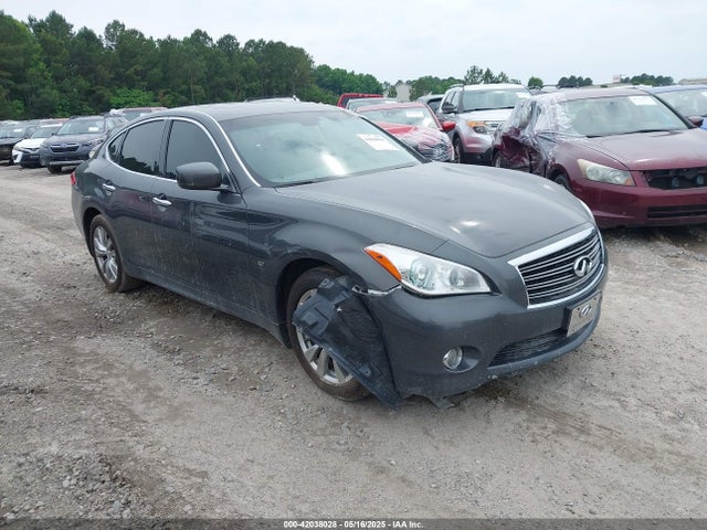 2014 INFINITI Q70 3.7X