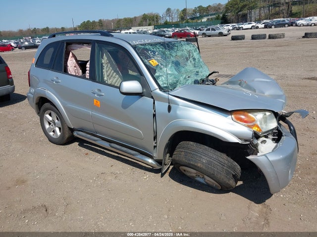 2004 TOYOTA RAV4 