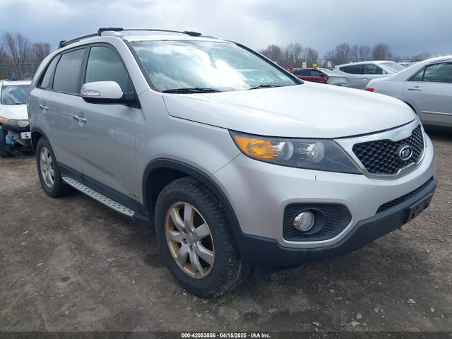 2012 KIA SORENTO LX