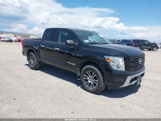 2021 NISSAN TITAN SV