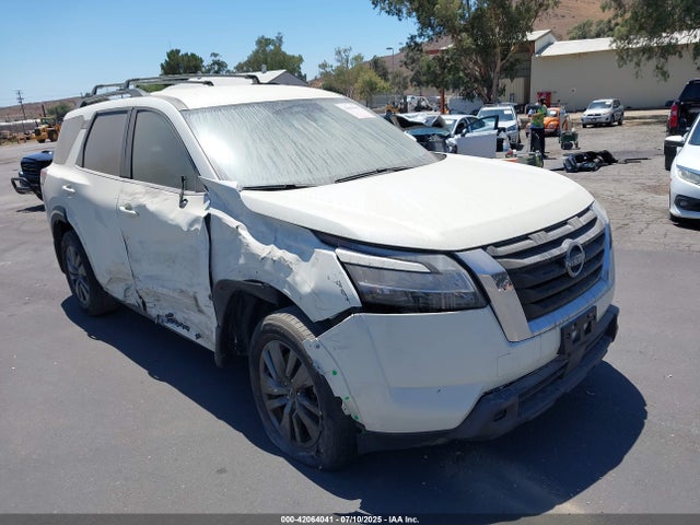 2022 NISSAN PATHFINDER SV 2WD