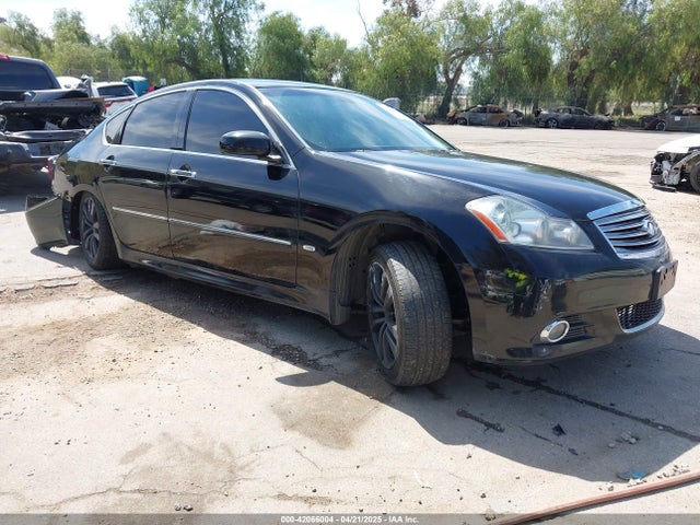 2009 INFINITI M35 