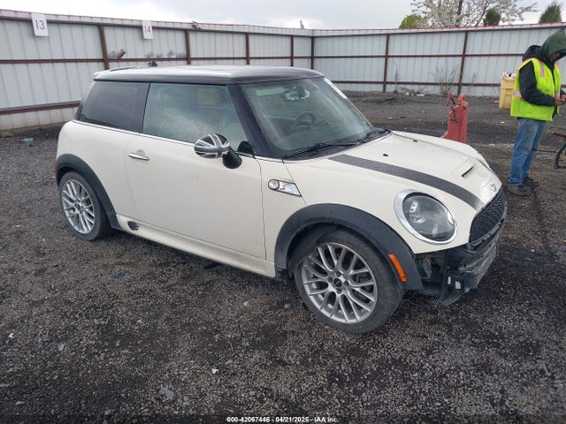 2012 MINI COOPER 