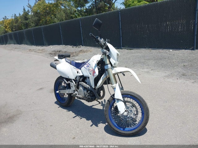 2023 SUZUKI DR-Z400 SM