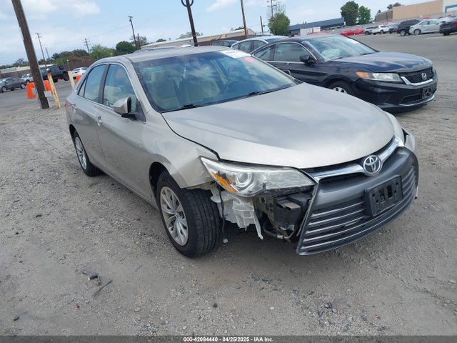 2017 TOYOTA CAMRY LE