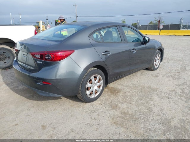 صورة 4 لـ 2014 Mazda MAZDA3 I SPORT