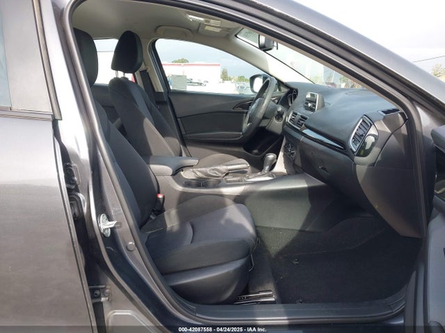 صورة 5 لـ 2014 Mazda MAZDA3 I SPORT