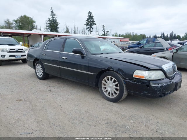 2007 LINCOLN TOWN CAR SIGNATURE