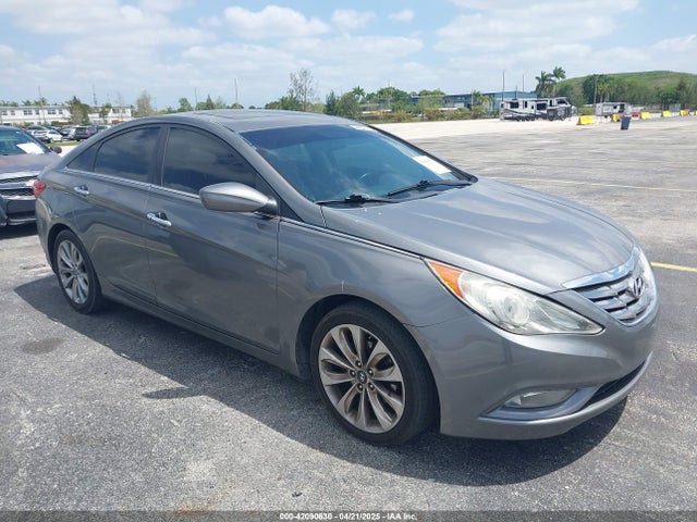 2013 HYUNDAI SONATA SE