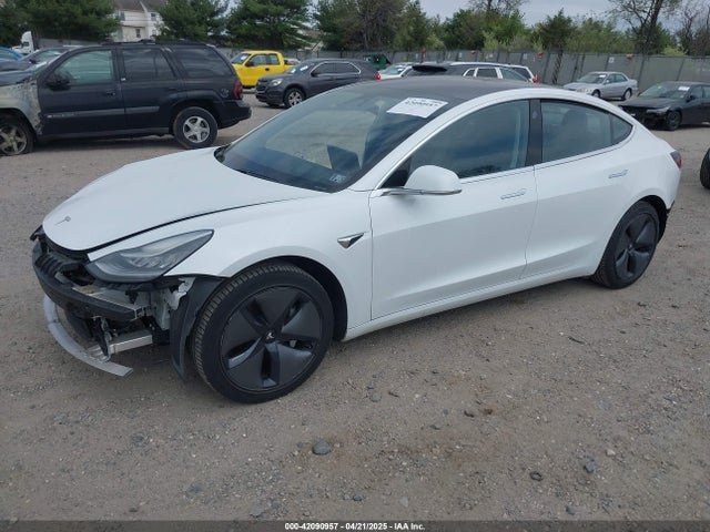 2018 Tesla MODEL 3 LONG RANGE/MID RANGE — фото 2