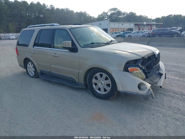 2004 LINCOLN NAVIGATOR 