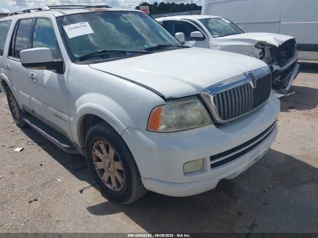 2004 LINCOLN NAVIGATOR 