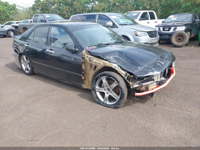 2001 LEXUS IS 
