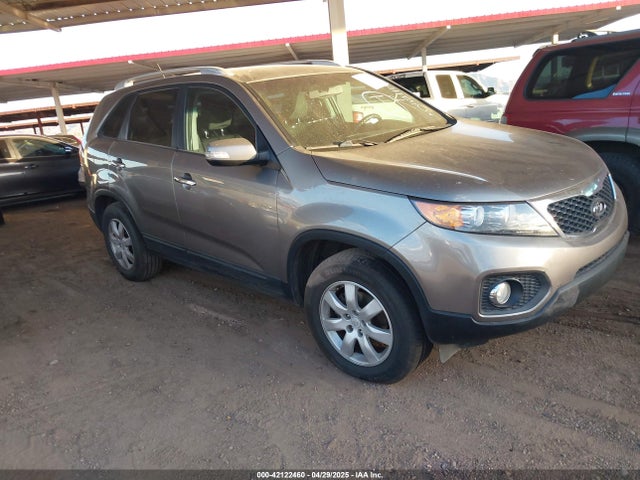 2011 KIA SORENTO LX