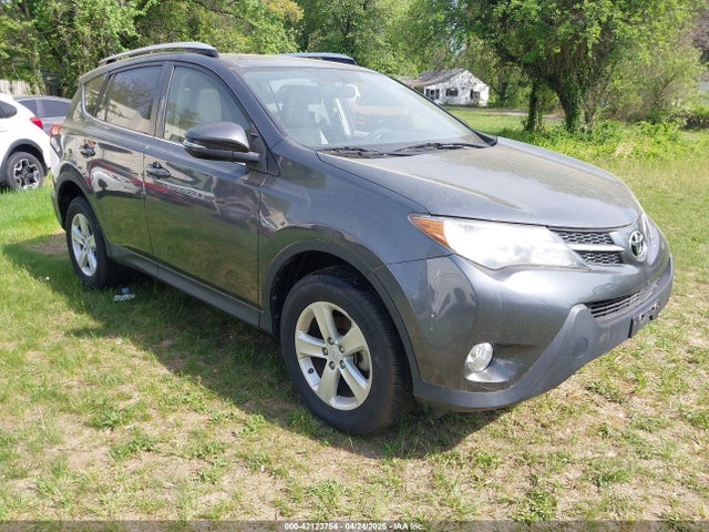 2013 TOYOTA RAV4 XLE
