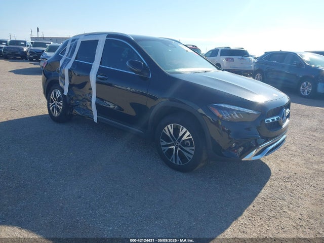 2025 MERCEDES-BENZ GLA 250 