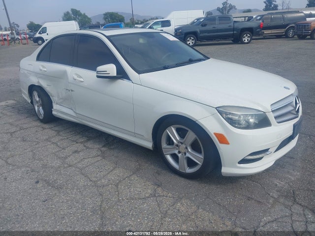 2011 MERCEDES-BENZ C 300 LUXURY/SPORT