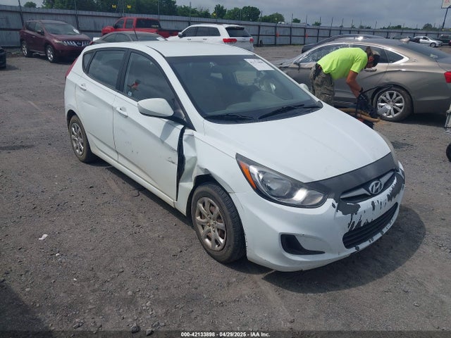 2012 HYUNDAI ACCENT GS