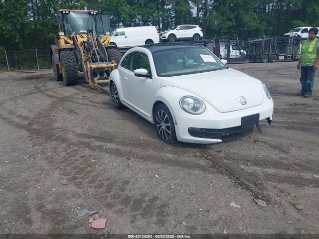 2013 VOLKSWAGEN BEETLE 2.5L