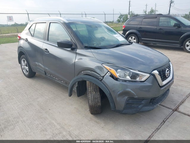 2019 NISSAN KICKS S