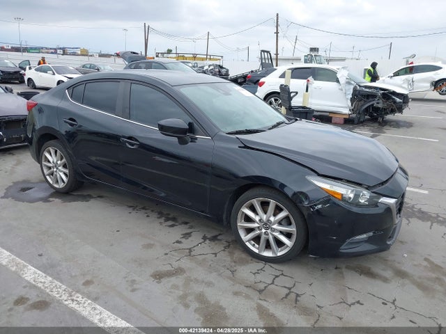 2017 MAZDA MAZDA3 TOURING